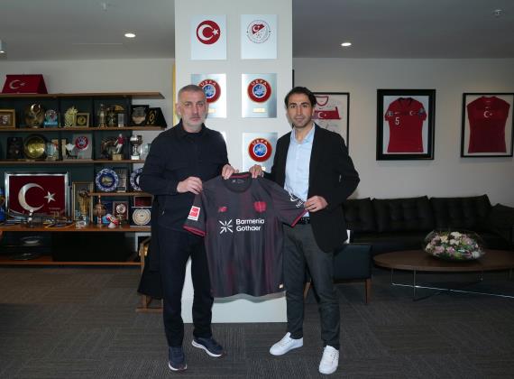 Orjinal boyutlar� i�in t�klay�n�z