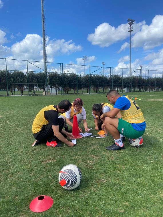 Orjinal boyutlar� i�in t�klay�n�z