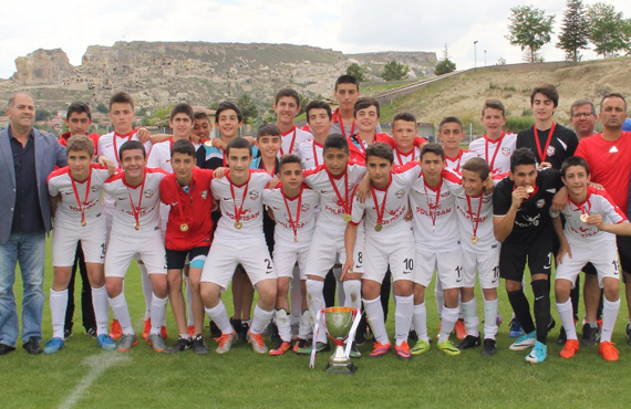 U14 Trkiye ampiyonu Samsun Kadkyspor