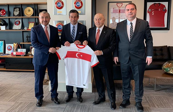 TSF Bakan Gnay'dan zdemir'e ziyaret
