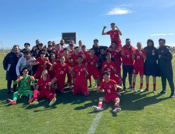 Orjinal boyutlar� i�in t�klay�n�z