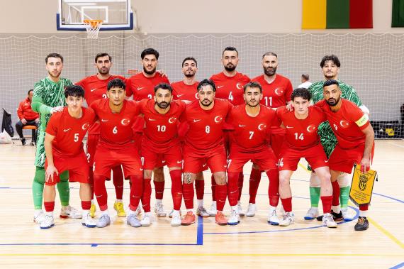 Orjinal boyutlar� i�in t�klay�n�z