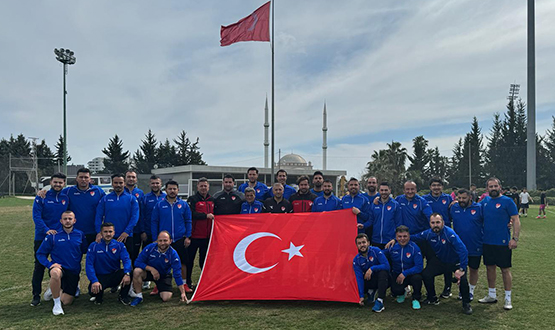 UEFA B Antrenr Adaylar, anakkale Zaferi'nin 109. Ylnda ehitlerimizi And