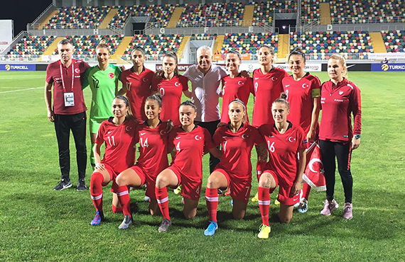 Women's A National Team lost against Netherlands: 8-0