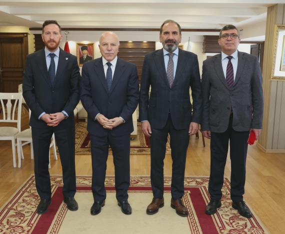 Orjinal boyutlar� i�in t�klay�n�z