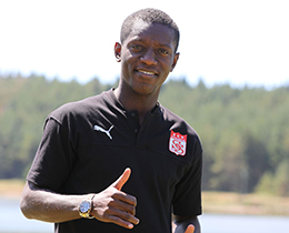 Max Gradel: Bir Trkiye 