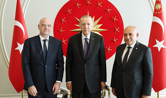 Cumhurbakan Erdoan, FIFA ve UEFA Bakanlarn Kabul Etti
