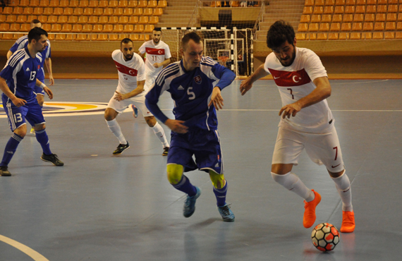 Futsal Milli Takm, Slovakya'ya 8-1 yenildi