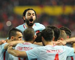 AUSTRIA 1-2 TURKEY