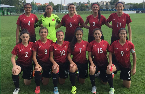 U17 Kz Milli Takm, Macaristan' 3-0 yendi