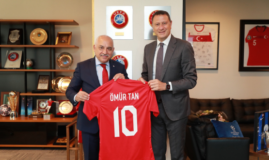 QNB Finansbank Genel Mdr mr Tan'dan Bakan Bykeki'ye Ziyaret