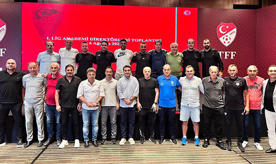 1. Lig Akademi Direktrleri Toplants Riva'da Yapld