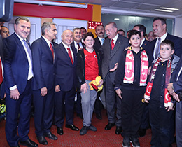 Cumhurbakan Erdoan, A Milli Futbol Takmn tebrik etti