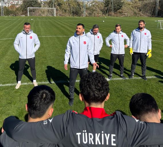 Orjinal boyutlar� i�in t�klay�n�z