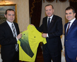 Babakan Erdoan, FIFA kokartl hakem akr ile grt