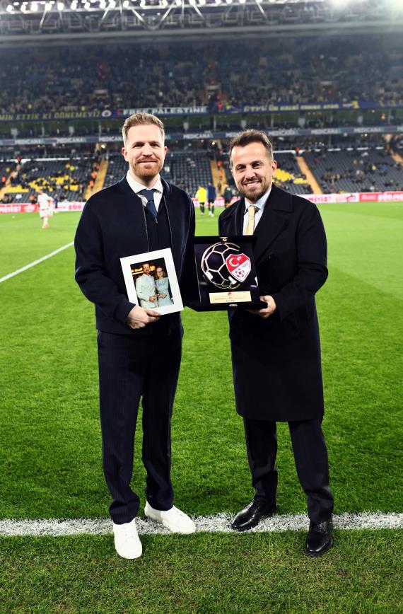 Orjinal boyutlar� i�in t�klay�n�z