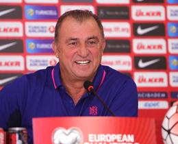 Fatih Terim basn toplants dzenledi