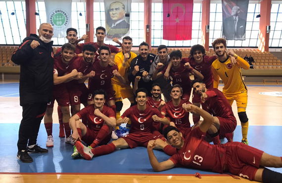 Futsal U19 Milli Takm, Krgzistan' 3-2 yendi