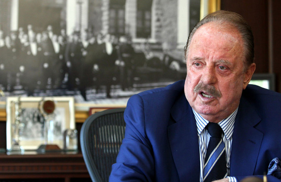 lhan Cavcav' Saygyla Anyoruz