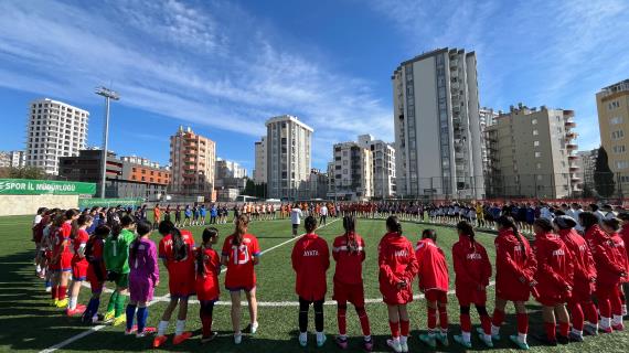 Orjinal boyutlar� i�in t�klay�n�z