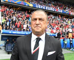 Fatih Terim basn toplants dzenledi