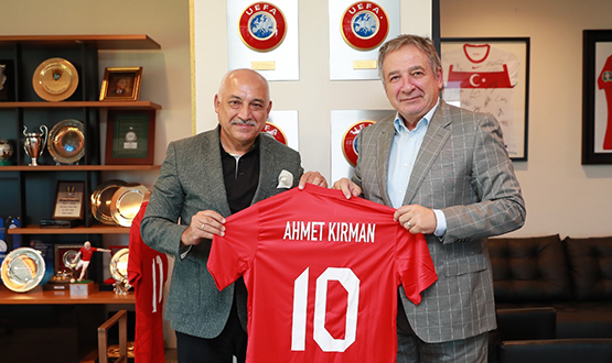 iecam Ynetim Kurulu Bakan Ahmet Krman'dan, Bakan Bykeki'ye Ziyaret