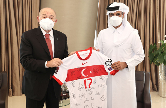zdemir'den Katar Futbol Federasyonu Bakan Al Thani'ye ziyaret