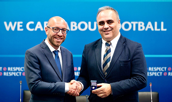 Ural Ak�z�m, UEFA Gen�lik ve Amat�r Futbol Komitesi Toplant�s�'na Kat�ld�