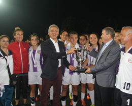 2015 Gen Kzlar Trkiye ampiyonu Fomget Genlik ve Spor