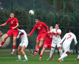 Kadn A Mill Takmmz ile U23 Kadn Mill Takmmz Karlat