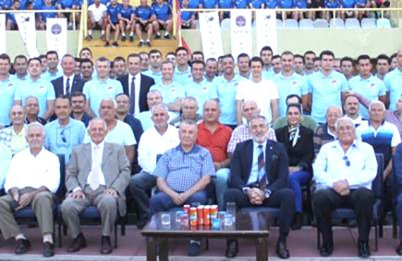 zmir Faal Futbol Hakemleri ve Gzlemcileri Dernei sezonu at
