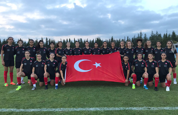 U19 Kadn Milli Takm'nn hazrlk kamp balad