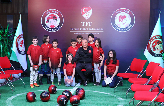 Fatih Terim, ocuk Kulb etkinliine katld