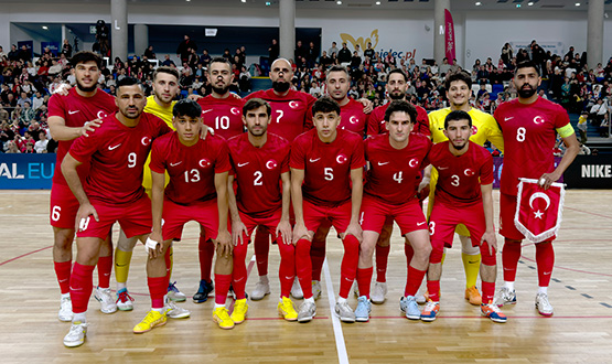 Futsal A Mill Takmmz, Polonya'ya Malup Oldu