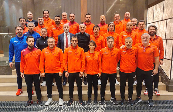 Pro Lisans Antrenr Eitim Program'nn ilk yz yze eitim etab tamamland