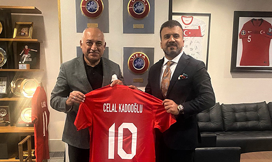 GAB Bakan Celal Kadoolu, Bakan Mehmet Bykeki'yi Ziyaret Etti