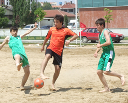 Eskiehir Liseleraras Plaj Futbolu turnuvas yapld