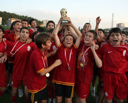 U13 Trkiye ampiyonu Galatasaray