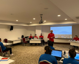 Kadnlara zel UEFA B Antrenr Eitim Program Antalyada Balad