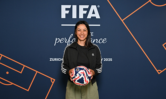 Demirba, FIFA Elit Antrenr Eitimi Program Kapsamnda Meksika'da Eitim Ald