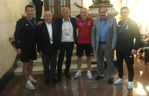 TFF'den Cneyt akr'a ziyaret