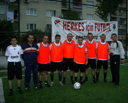 Kamu Kurum ve Kurulular Aras HerkesiinFutbol Turnuvas Manisada balad