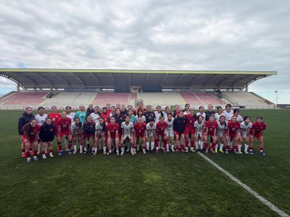 Orjinal boyutlar� i�in t�klay�n�z