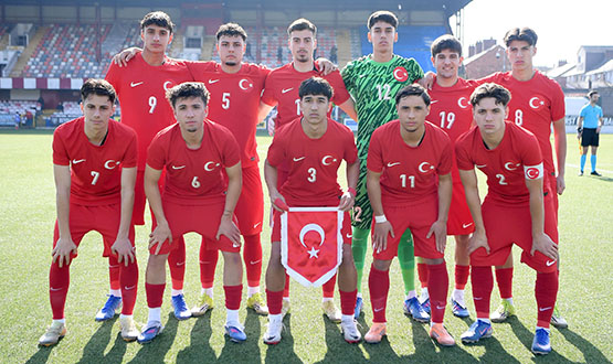 U18 Mill� Tak�m�'n�n Uluslararas� Porto Turnuvas� Aday Kadrosu A��kland�