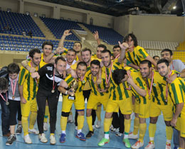 Efes Pilsen Futsal Liginde ampiyon stanbul niversitesi