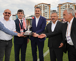 Tokat Belediye Plevne Spor Kupasını Aldı