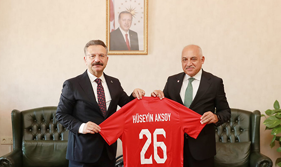 TFF Bakan Mehmet Bykeki, Eskiehir Valisi Hseyin Aksoy'u Ziyaret Etti