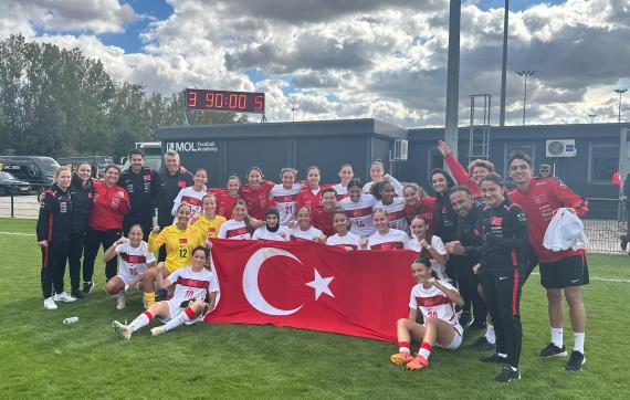 Orjinal boyutlar� i�in t�klay�n�z