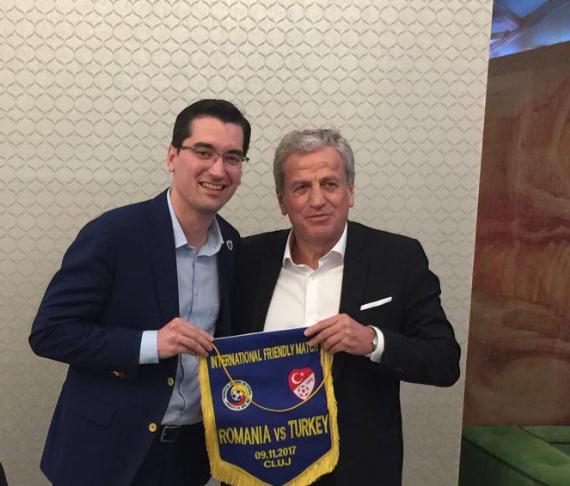 Orjinal boyutlar iin tklaynz