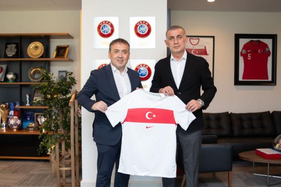 Orjinal boyutlar iin tklaynz